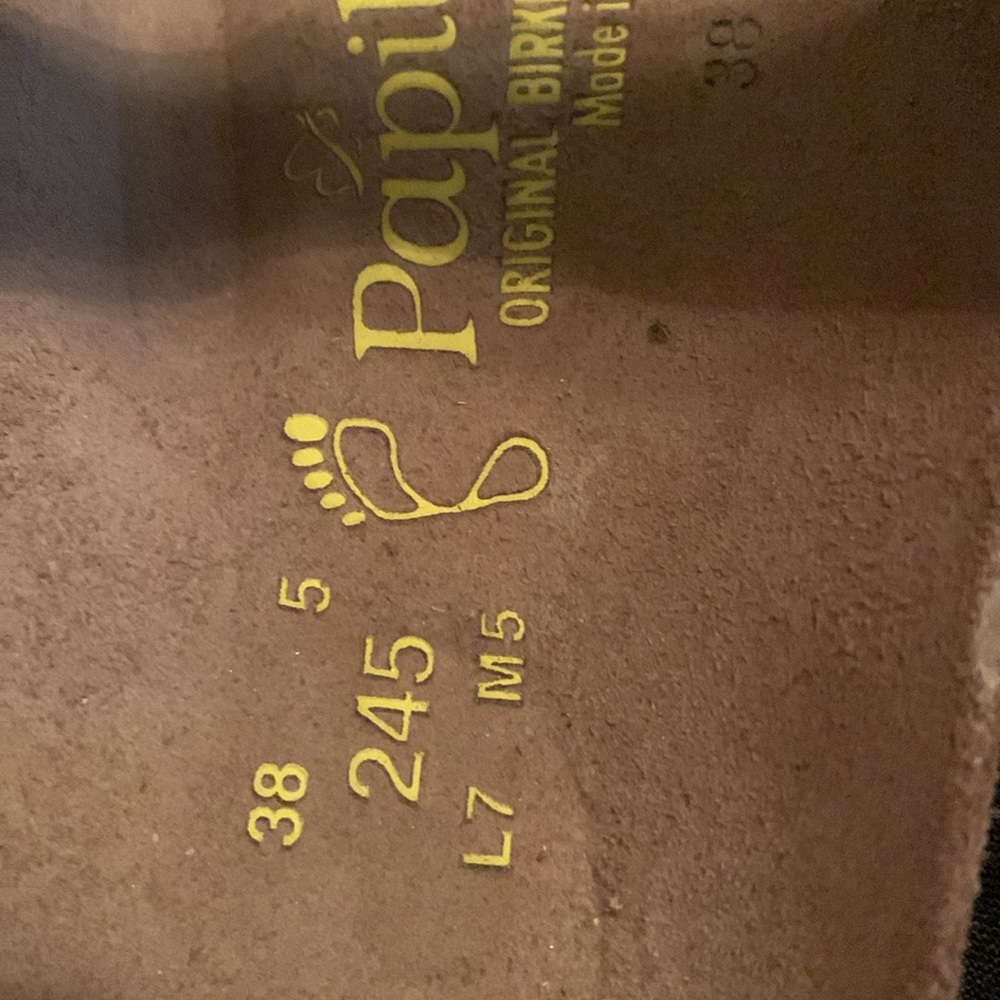 Birkenstock sandals… Never worn - Picture 2 of 4